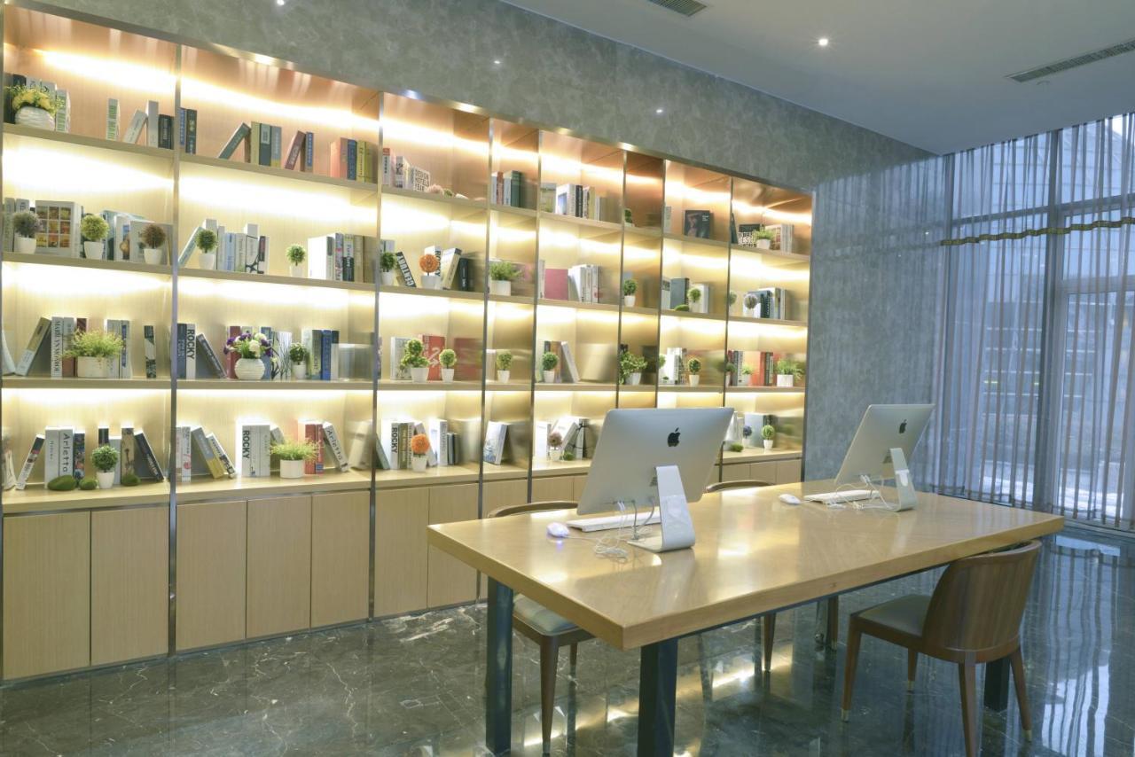Holiday Inn Express - Jinan Exhibition Center, An Ihg Hotel Εξωτερικό φωτογραφία